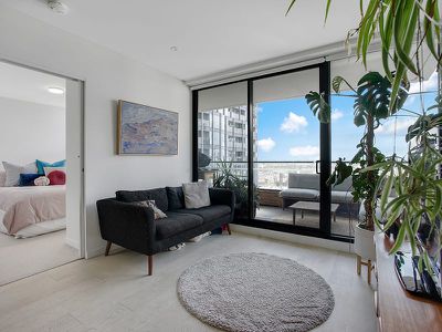 904 / 40 Hall Street, Moonee Ponds