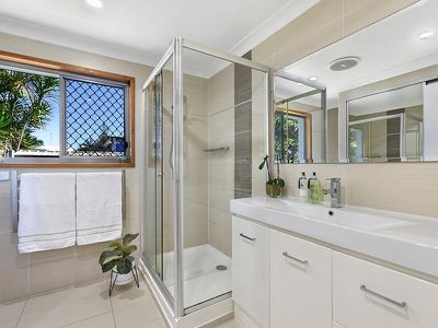 76 Stradbroke Street, Runaway Bay