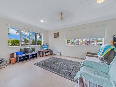 1 / 2 Robert Street, Proserpine