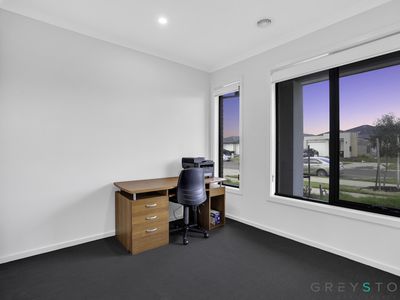 52 Tower Street, Thornhill Park