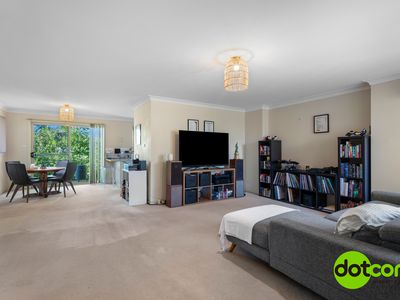 4 / 19-20 Middle Tree Close, Hamlyn Terrace