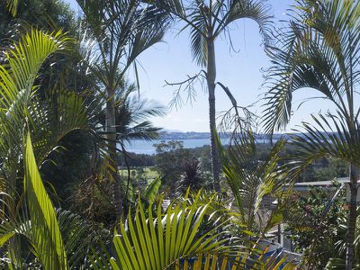 2 Porter Avenue, Mount Warrigal