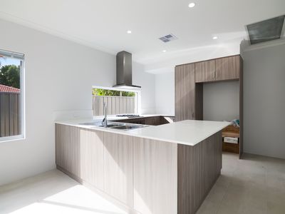 91 Twickenham Drive, Kingsley