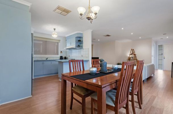 17 Brayford Nook, Craigieburn