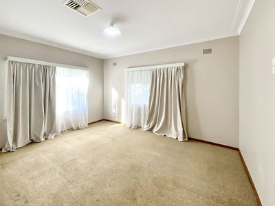 4 Gale Street, Forbes