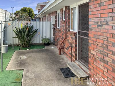 2 / 10 Gleed Street, Horsham