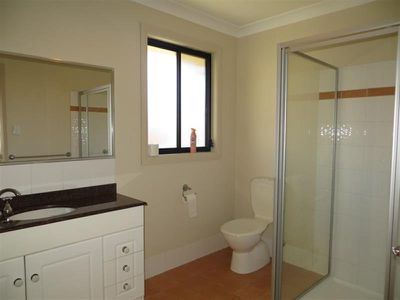 1 / 66 Rowland Avenue, Wollongong
