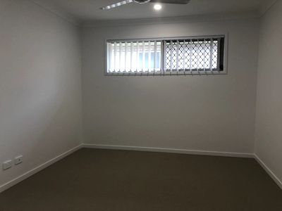 6 Dennis Street , Walloon