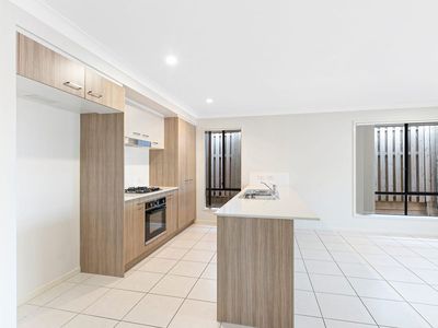61 Chelsea Crescent, Bridgeman Downs