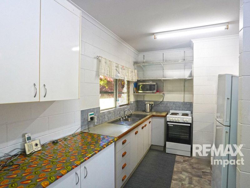 4 / 39 Tower Avenue, Atherton