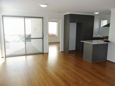 6 Ambleside Close, Balga