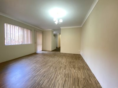 2 / 5-9 Mowle Street, Westmead