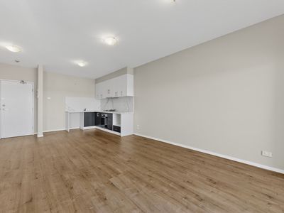 18 / 3-5 Hutton Street, Dandenong