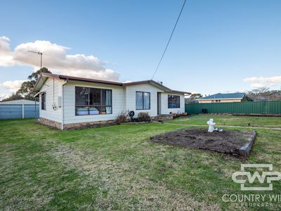 12 Hilton Street, Glen Innes