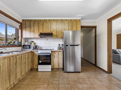 1 / 247 Greaves Street North, Werribee