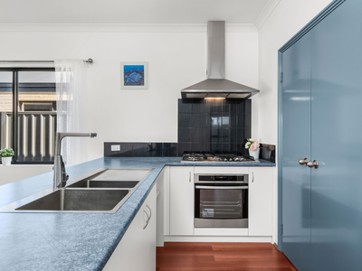 36 Beroona Way, Cockburn Central