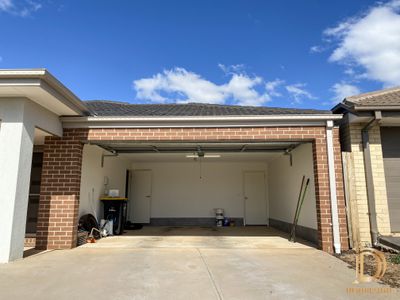 1 Leon Drive, Weir Views