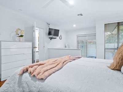 47 Paterson Gardens, Winthrop