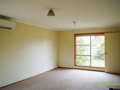 8 Shirley Street, Horsham