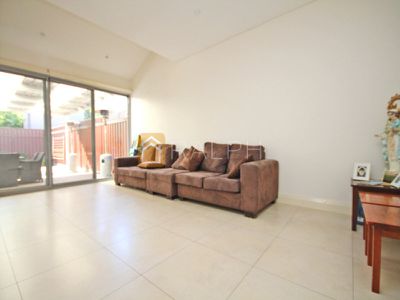 3A Illawong Crescent, Greenacre