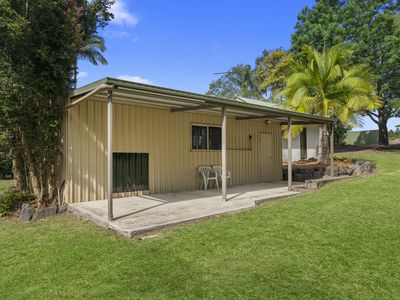 15 Crittenden Road, Glass House Mountains