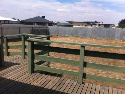 52 Alexander Avenue, Horsham
