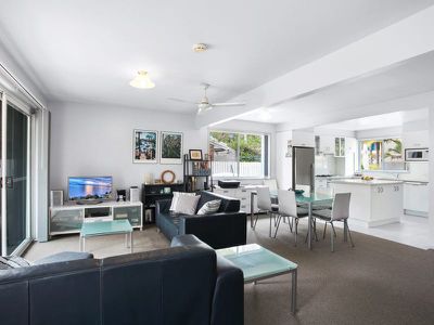 1 / 6 Woorookool Place, Noosaville