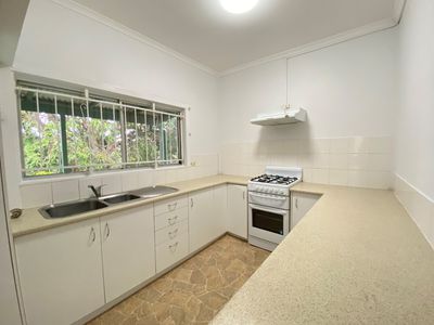 37 Gordon Parade, Mount Gravatt East