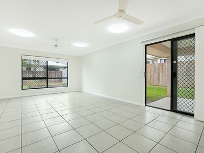 8 Timberlea Drive East, Bentley Park
