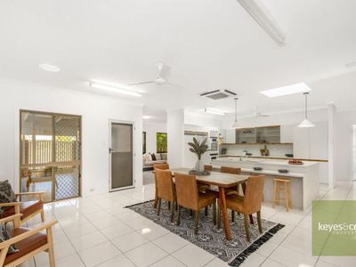10 Casuarina Drive, Annandale