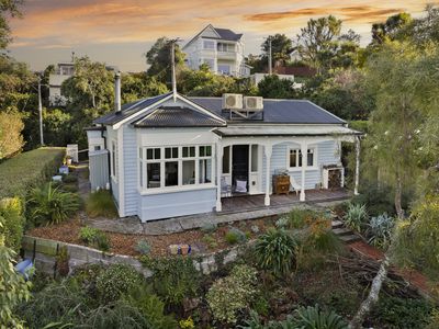 27 Bruce Street, Roslyn
