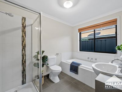 4 Jonah Parade, Deer Park