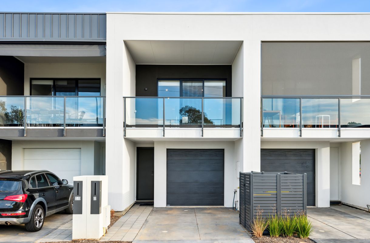 8 Grandstand Circuit, St Clair