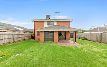 14 Gwendoline Drive, Berwick