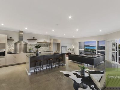 1 / 4 Stanton Terrace, Townsville City