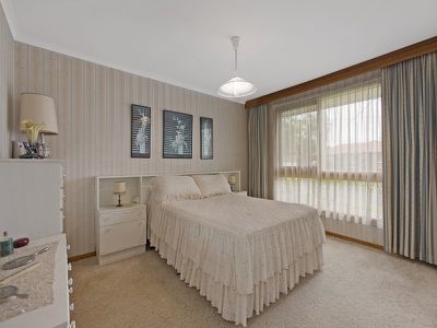 22 Burchall Grove, Dandenong North