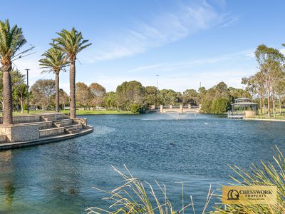 4 / 4 Burnley Way, Butler