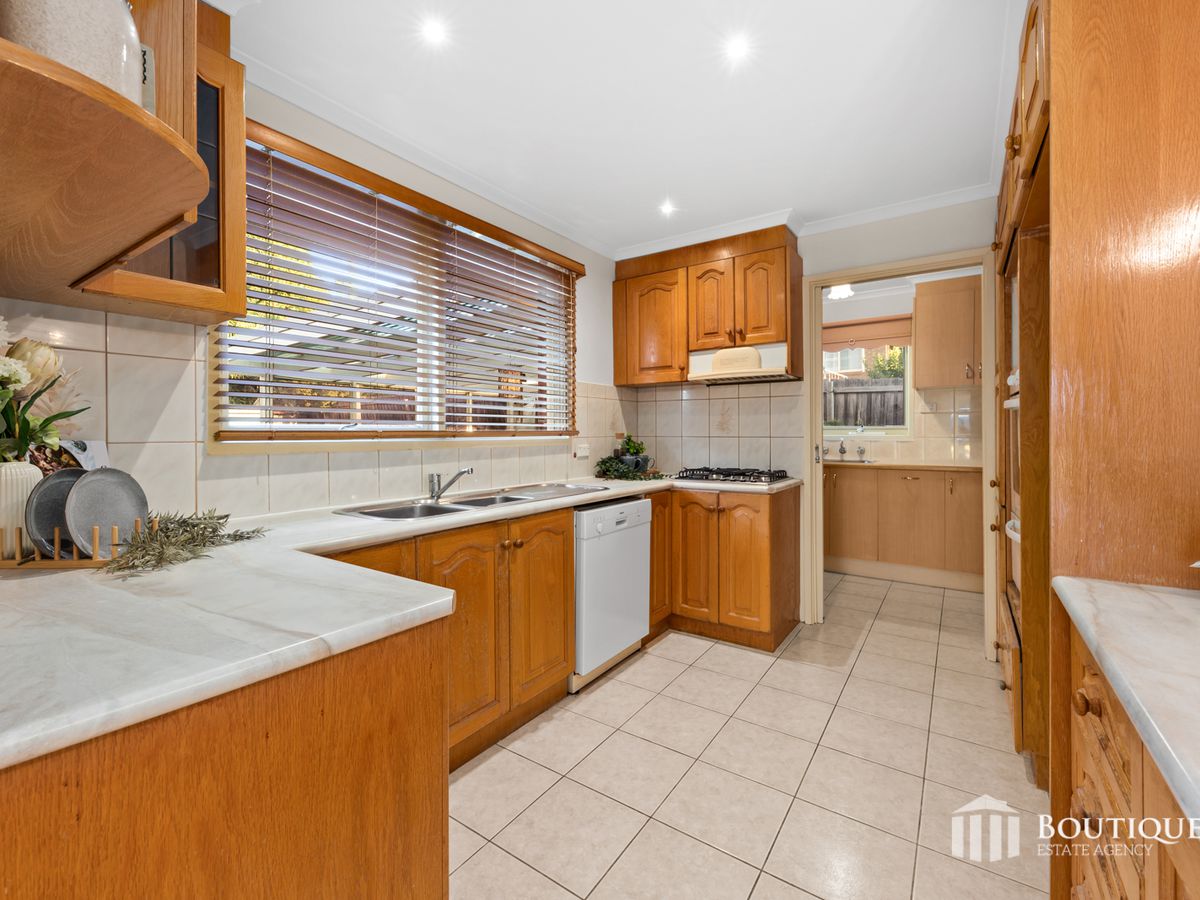 2 Valley Court, Dandenong North