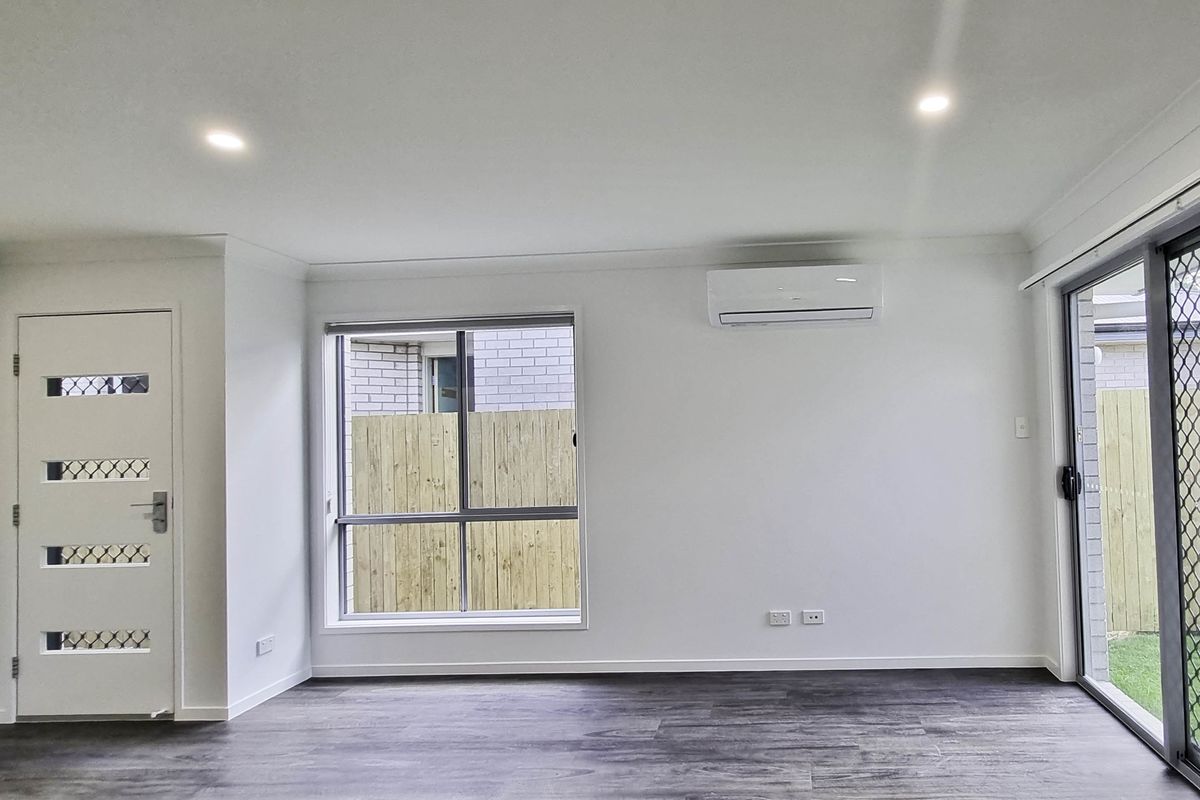 2 / 7a River Street, Eagleby