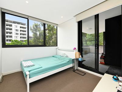 3009 / 1A Morton Street, Parramatta