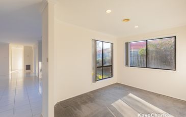 16 Retreat Circuit, Beaconsfield