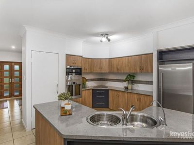 83 Freshwater Drive, Douglas