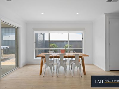 11 Cormorant Way, Wangaratta