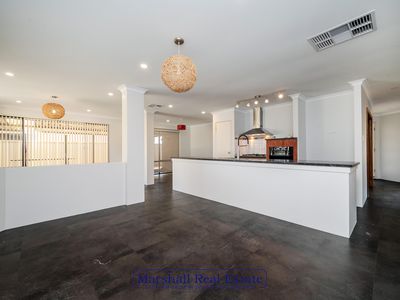 5 Kinta Way, Tapping