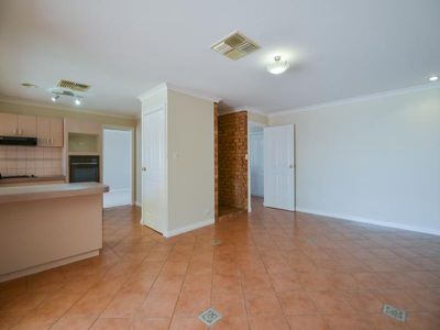 22 Cavalier Crescent, Boulder