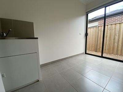 65 Stanmore Crescent, Wyndham Vale