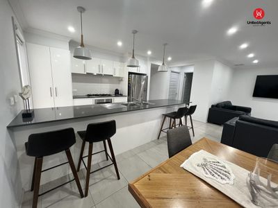 31 Regentville Drive, Elizabeth Hills