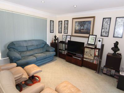 45 Elouera Crescent, Forster