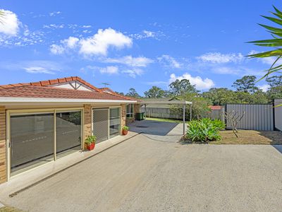 4 Regal Drive, Regents Park