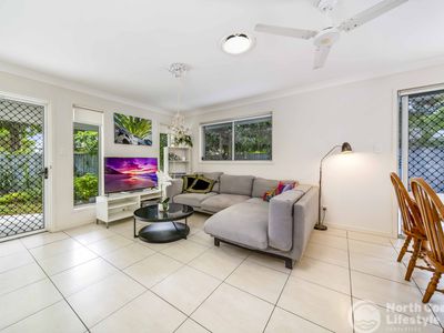 2 / 11 Miram Place, Ocean Shores